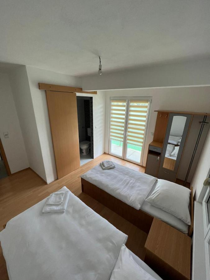 S&R Lake View Hostel 코니츠 외부 사진