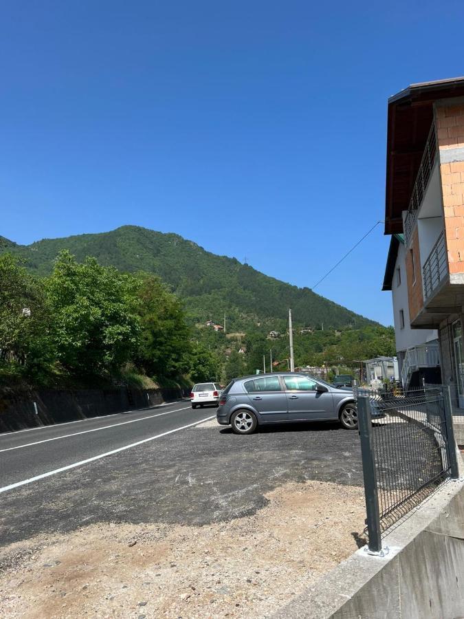 S&R Lake View Hostel 코니츠 외부 사진